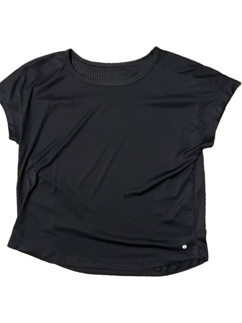 Layer 8 Black Qwick-Dry Mesh Detail Athletic Top Size L